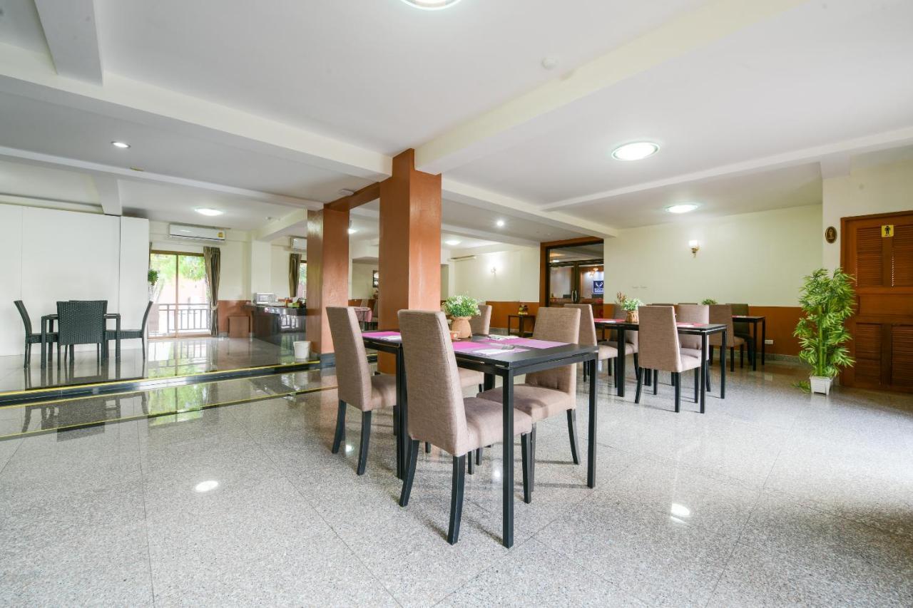 The Route Sriracha Hotel And Residence Ban Laem Chabang Exterior photo